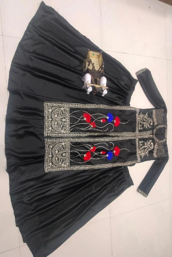  Lehenga-Koti